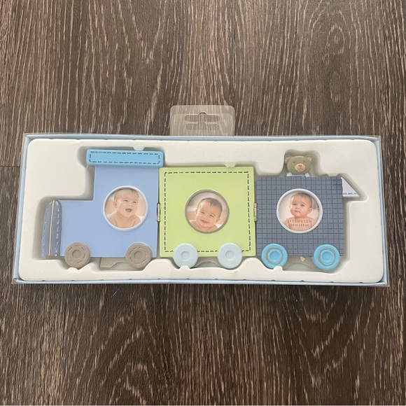 Gibson Stepping Stones Tri-Fold Train 3 Photo Frame - Picture 2 of 9